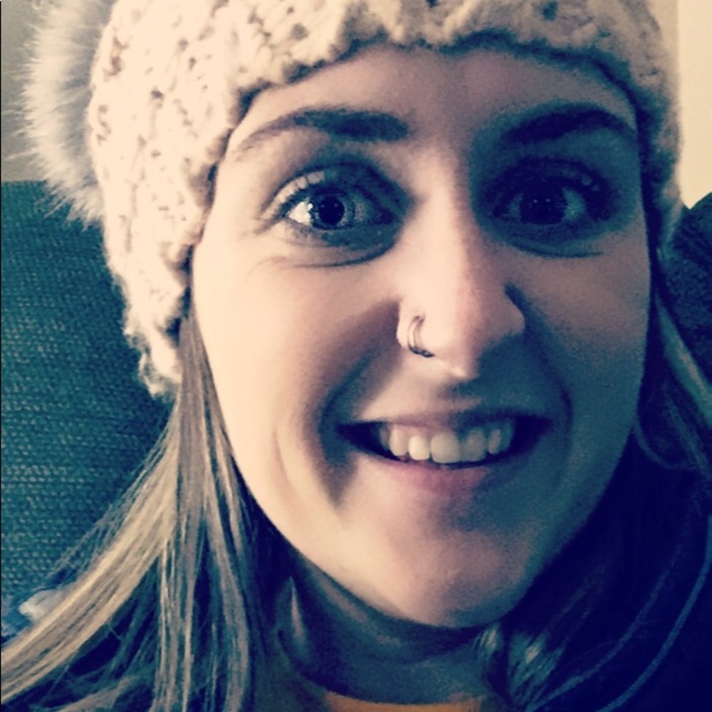 Meet your Posher, Emily